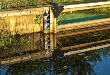 河道水位流量監(jiān)測(cè)儀中的深水液位傳感器